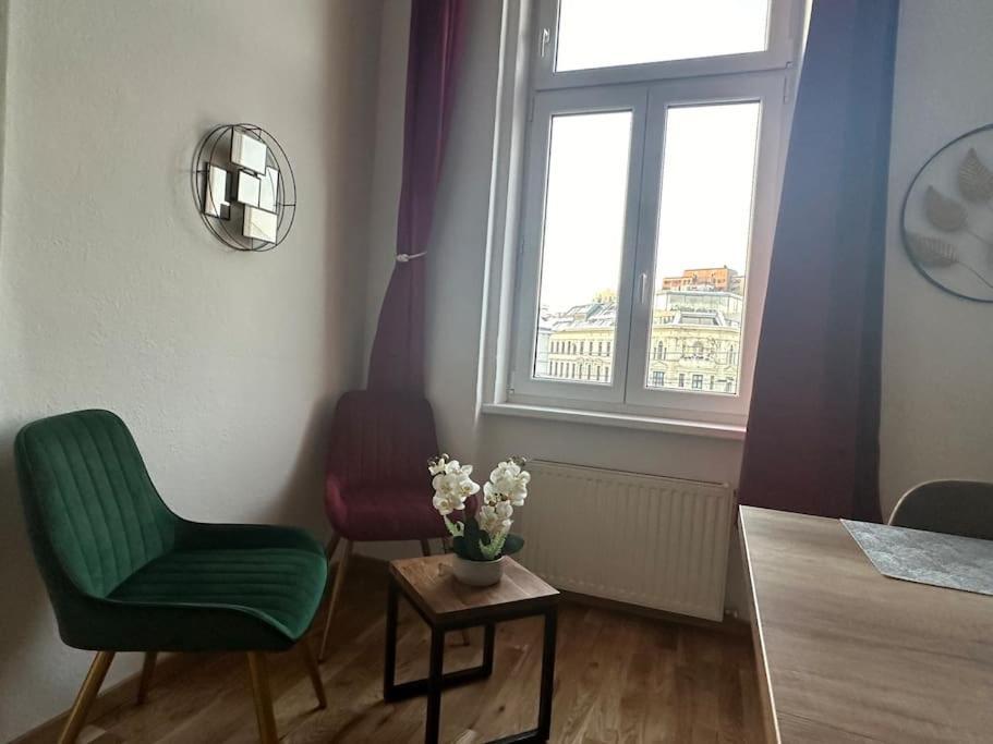 Klimatisierter Wiener Altbauflair Im Zentrum Wiens Apartment *