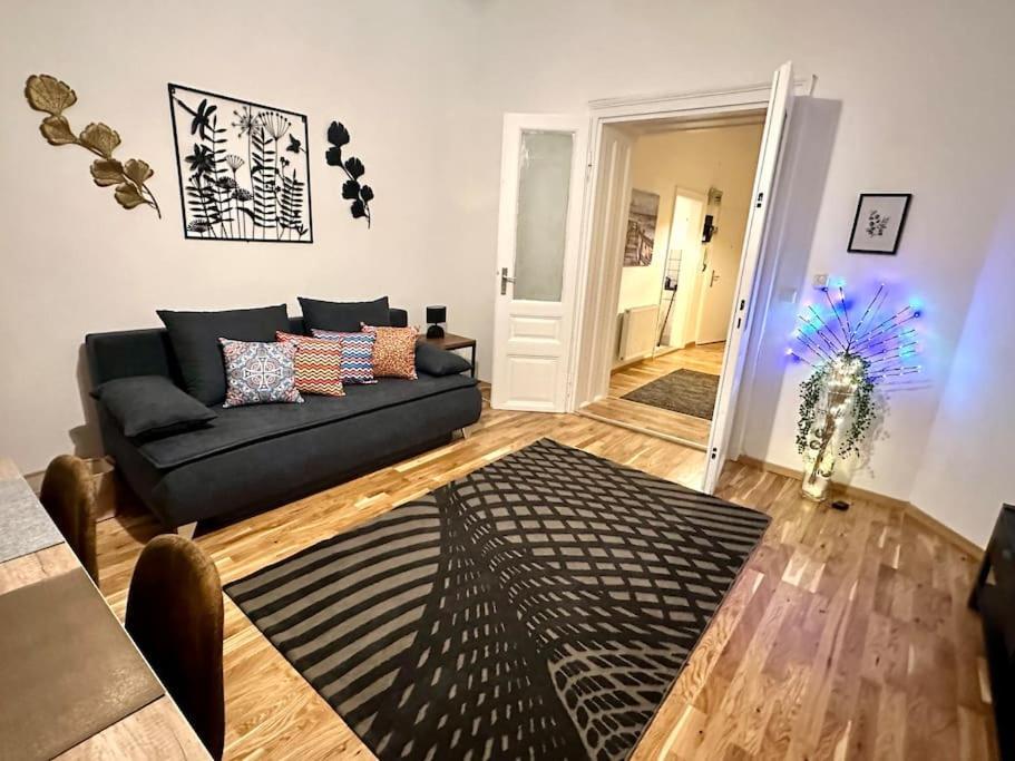 Klimatisierter Wiener Altbauflair Im Zentrum Wiens Apartment *
