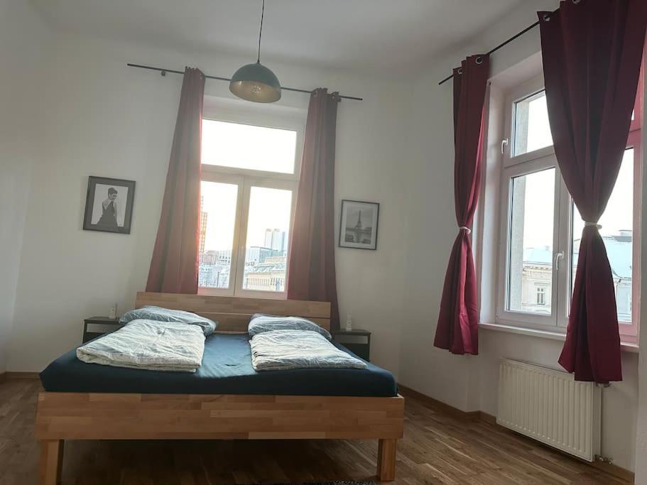 Apartment Klimatisierter Wiener Altbauflair Im Zentrum Wiens Vienna