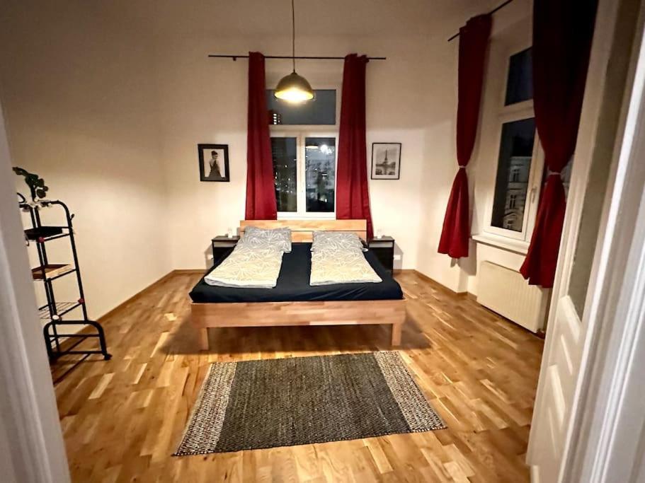 Apartment Klimatisierter Wiener Altbauflair Im Zentrum Wiens Vienna
